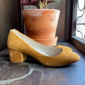 Yellow Louise et Cie Pump size 8